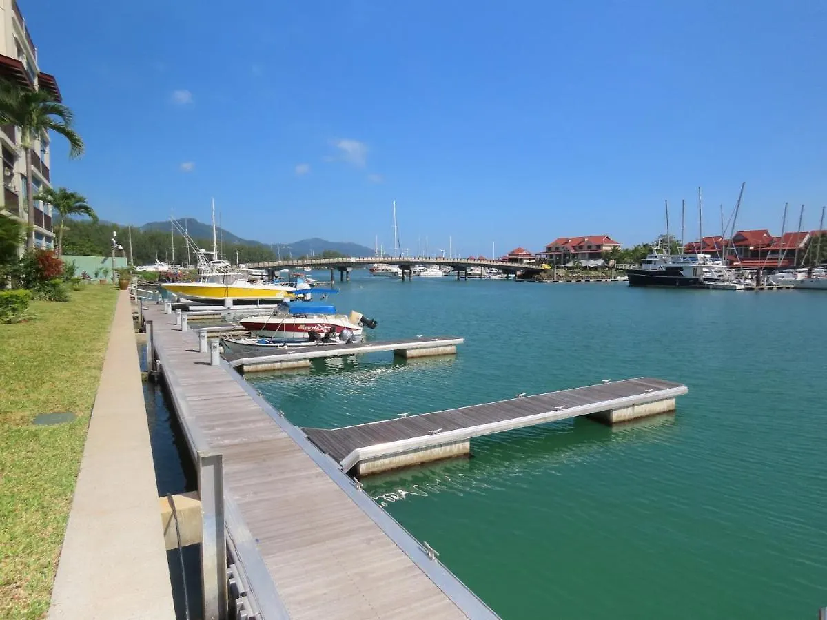 Apartamento Clearwater Residence Eden View Village Victoria