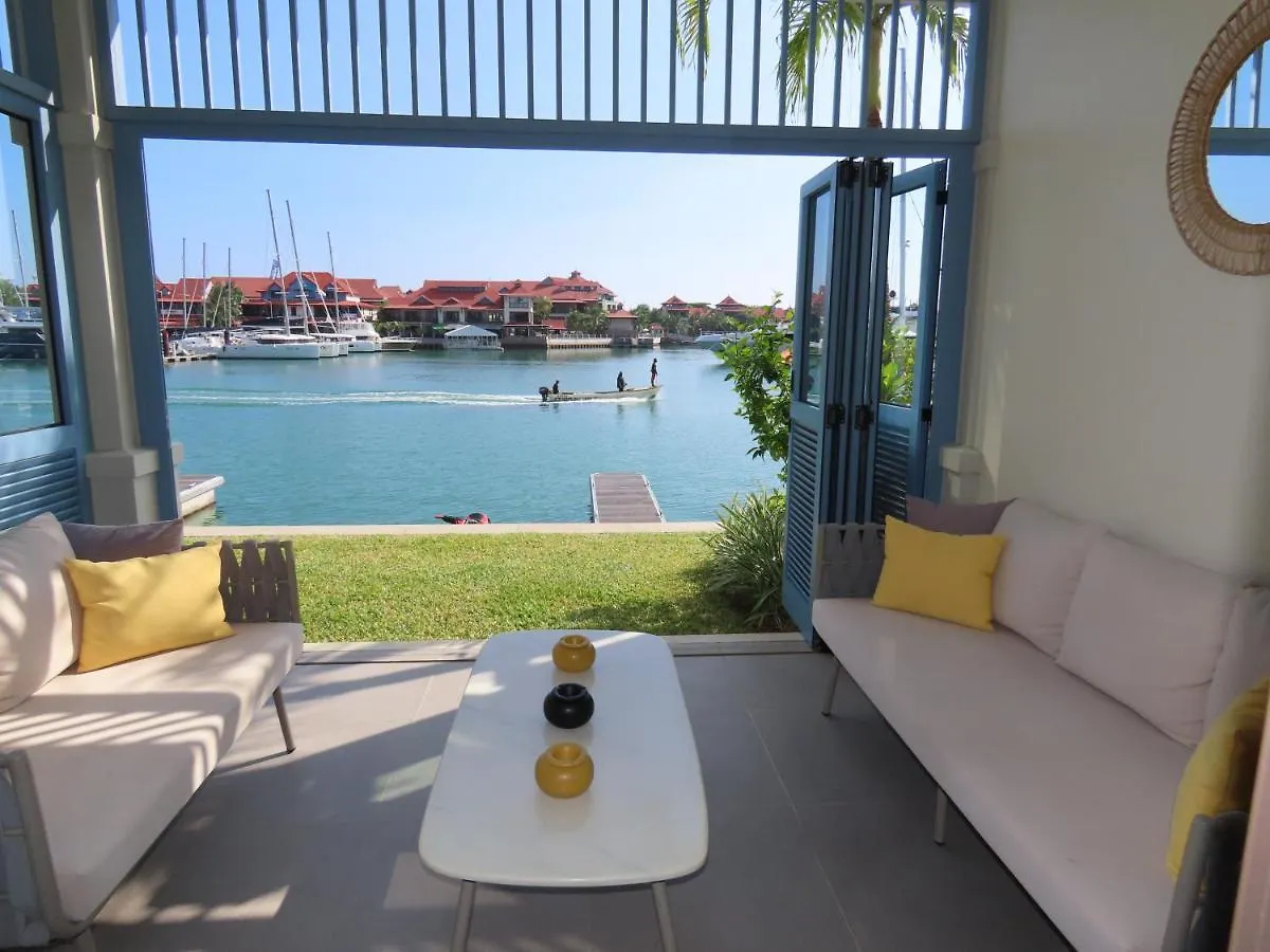 ויקטוריה Clearwater Residence Eden View Village